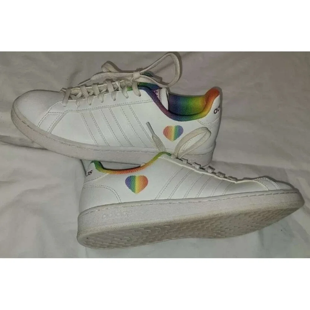 Men's Size 9.5‎ - Adidas Grand Court Rainbow Pride Sneakers H01054